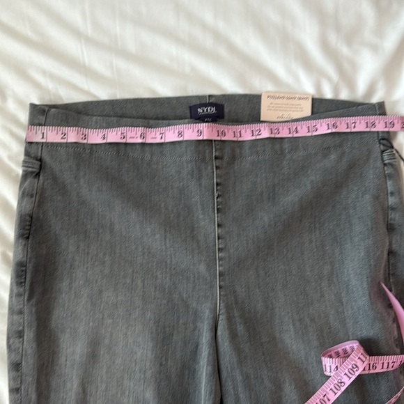 NYDJ Jeans size P1X Pull On Tummy Control No Gap Elastic Waistband Slim Bootcut - Picture 9 of 11